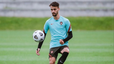 Profil Fabio Vieira, Gelandang Portugal yang Selangkah Lagi Berseragam Arsenal