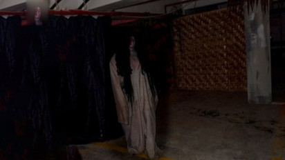 Lagi Liburan di Yogyakarta? Yuk Coba Uji Nyali di Rumah Hantu Drive Thru