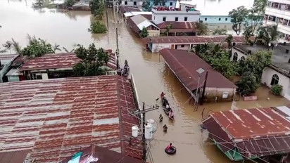 Banjir Masih Merendam Sejumlah Wilayah di Bangladesh, Sejumlah Ruas Jalan Terendam dan Jutaan Warga Terjebak