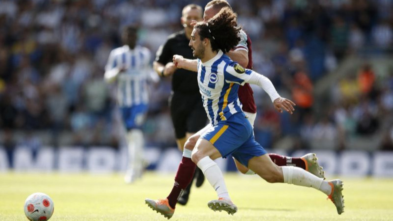 Chelsea Incar Lima Bek Termasuk Marc Cucurella
            - galeri foto