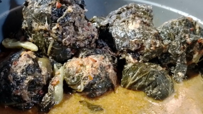 Sedapnya Buntil, Sayur Daun Lumbu Kesukaan Gus Dur