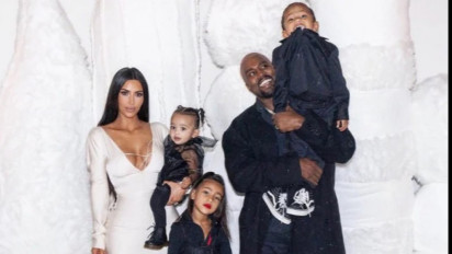 Kim Kardashian Sebut Kanye West 'Ayah Terbaik' di Momen Bahagia Hari Ayah Sedunia