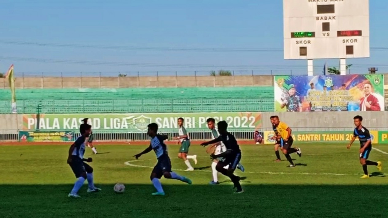 Perebutkan Piala KASAD 2022, 8 Pondok Pesantren di Gresik Ikuti Liga Santri
            - galeri foto