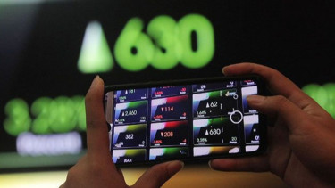 IHSG Dibuka Menguat Jelang Rapat Bank Indonesia