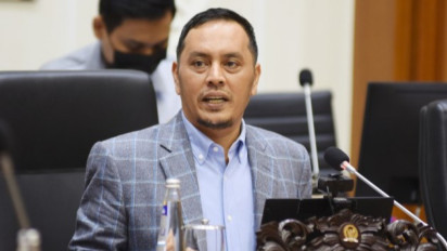 Perlu Dampingi Istri Melahirkan dan Asuh Bayi Jadi Pertimbangan DPR Usulkan Cuti Ayah 40 Hari