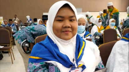 Kisah Nisa Calon Haji Termuda Asal Sidoarjo Usia 18 Tahun, Gantikan Ayah yang Wafat