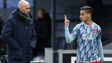 Selesaikan Transfer Antony dari Ajax, Perwakilan MU Tiba di Amsterdam