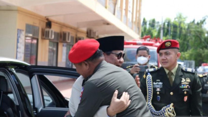 Temui Mantan Anak Didiknya, Prabowo Kunjungi Markas Kopassus Kamboja