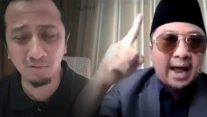 Pakai Kacamata Hitam dan Sorban Hitam, Ustaz Yusuf Mansur Bilang Mau ke Mesir, Sama Sekali Tak Bahas Soal Rumahnya Dikepung Orang