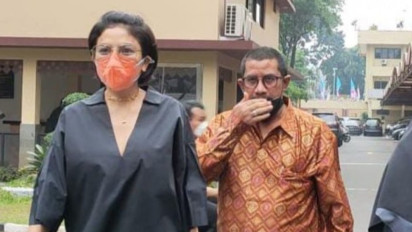 Nikita Mirzani Bersama Kuasa Hukumnya Datangi Mabes Polri, Ada Apa?