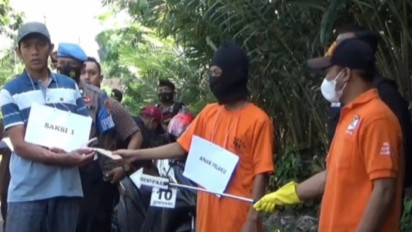 Rekonstruksi Pembunuhan Pencuri Cabai, Pelaku dan Korban Sempat Kejar-kejaran