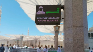 Tak Perlu Panik Saat di Tanah Suci, Bahasa Indonesia Tertera di Setiap Sudut Kota Madinah
