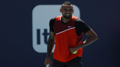Petenis Asal Australia Nick Kyrgios Fokus ke Wimbledon Setelah Mundur Karena Cedera Perut di Kejuaraan Mallorca