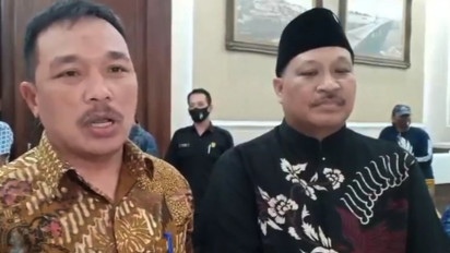 Hadiri Pernikahan Manusia dengan Kambing, Ketua BK DPRD Gresik Dicopot dari Jabatan