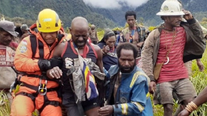 Tim SAR Gabungan Evakuasi Korban Pesawat Susi Air ke Timika