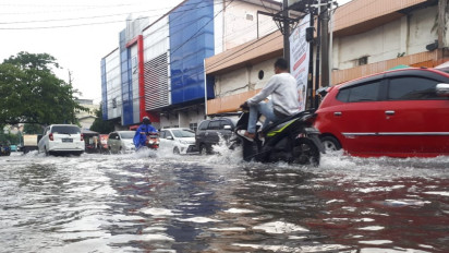 Hujan Deras, Sebagian Wilayah Kota Medan Banjir, Warga Singgung Bobby Nasution