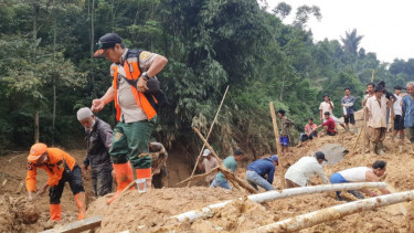 Banjir Bandang Terjang Desa Cibunian Bogor, Seorang Warga Meninggal Dunia