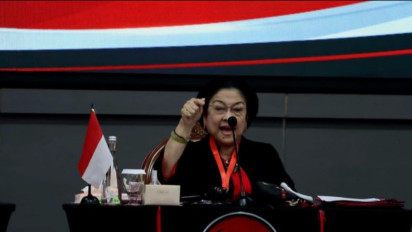 Megawati Makan Bakso Sambil Bahas Capres Cawapres PDIP, Puan: Masih Pakai Kalkulator Ya?