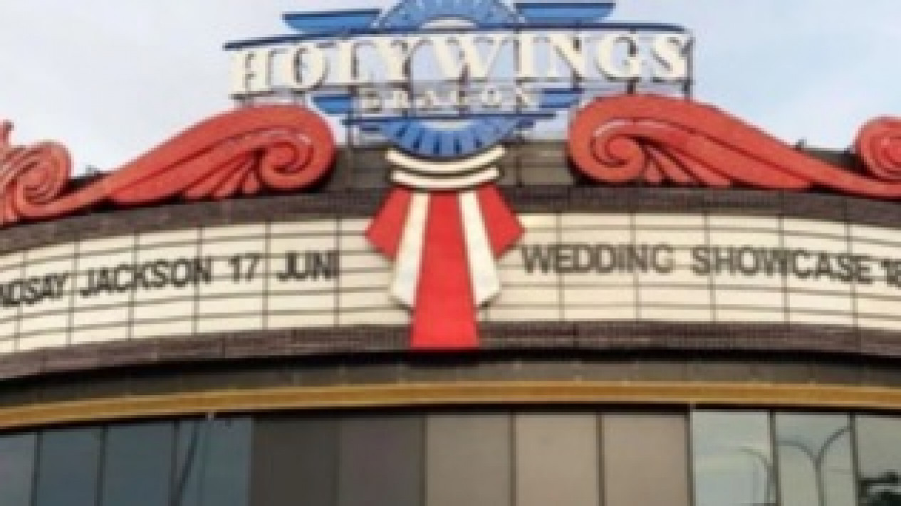 Jangan Buka! GP Ansor Konvoi ke 3 Outlet,Holywings Senayan Park Mall Telah Tersegel
            - galeri foto