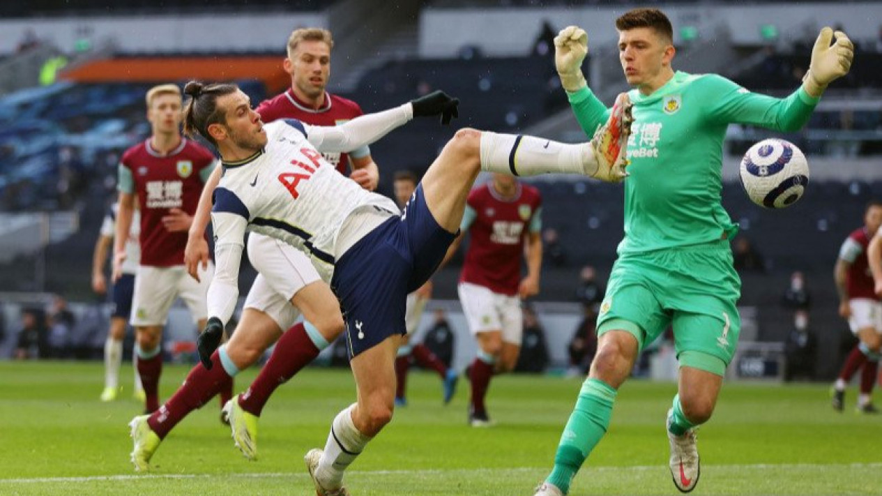 Newcastle Datangkan Nick Pope Penjaga Gawang Dari Burnley
            - galeri foto