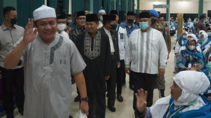 Pelepasan Kloter Haji Asal Sumsel, Gubernur Herman Deru Pesankan Protokol Kesehatan di Arab Saudi