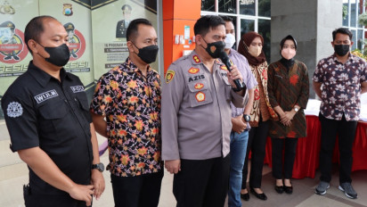 Pasca Viral Pelecehan Anak, Kapolres Gresik dan Kapolsek Sidayu Kompak Minta Maaf