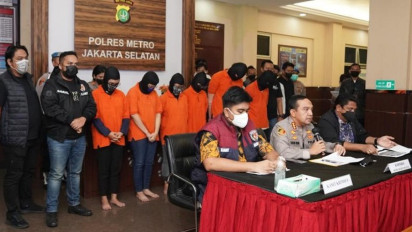 Polisi Sita Barang Bukti dari Kasus Promosi Miras Holywings