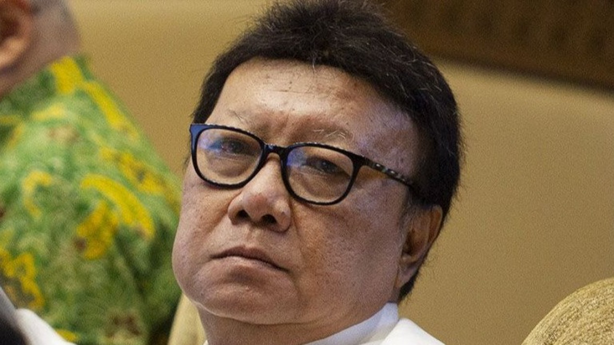 Megawati dan Puan Memantau Kondisi Kesehatan MenPAN-RB Tjahjo Kumolo
            - galeri foto