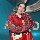 Detik-detik Via Vallen Terjatuh di Tangga Sambil Gendong Bayinya Terekam CCTV, Begini Kondisi Terbaru Sang Pedangdut