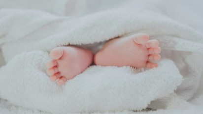 Bayi 5 Bulan di Surabaya Ditemukan Tewas Membusuk di Dalam Rumah, Orangtua Sedang di Yogyakarta