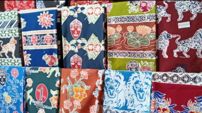 3 Seniman Spektakuler Pelopor Batik Indonesia Hingga Tembus Mancanegara, Siapa Saja Ya?