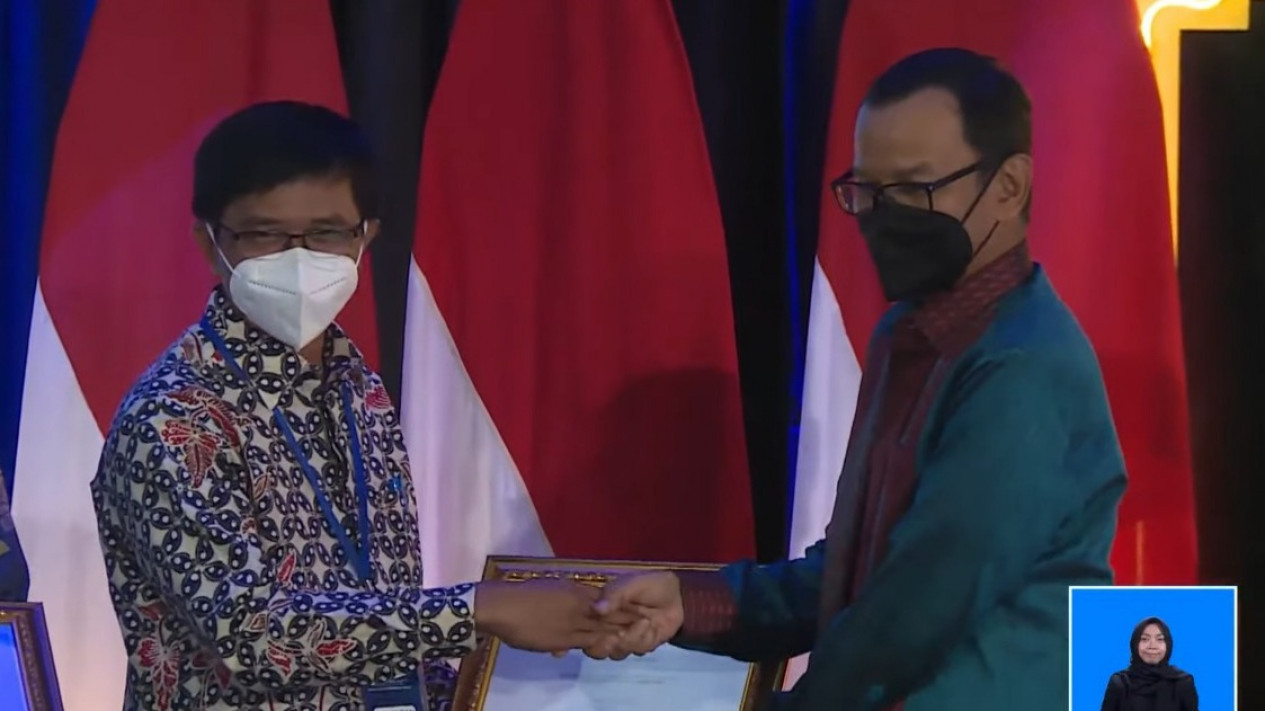 Universitas Indonesia Meraih Penghargaan Tertinggi untuk Liga Perguruan Tinggi Negeri Berbadan Hukum 2021/2022
            - galeri foto