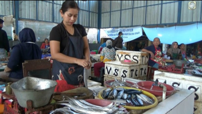 Akibat Cuaca Buruk, Nelayan Enggan Melaut, Harga Ikan Melonjak