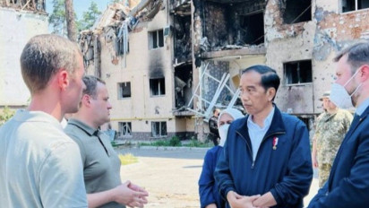 Jokowi Kunjungi Lokasi Terdampak Perang di Ukraina, Muhammadiyah Memuji: Langkah Berani!