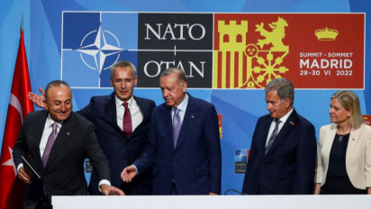 NATO Undang Swedia dan Finlandia Untuk Bergabung