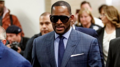 Penyanyi "I Believe I Can Fly" R Kelly Divonis 30 Tahun Penjara atas Pelecehan Seksual