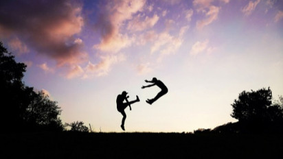 3 Pendekar Silat Bentrok di Surabaya, Persaingan Supremasi Perguruan Jadi Pemicu