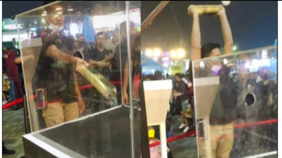 Gokil! Dengan Mudah Pria ini Dapat Emas Batangan 12,5 Kg, Netizen: Auto Banyak Teman