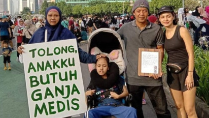 Legalisasi Ganja Medis, Santi: Saya Melihat Secercah Harapan Untuk Anak Saya