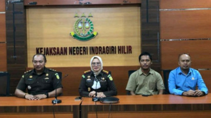Kejaksaan Tahan Mantan Bupati Indragiri Hilir Indra Muchlis Adnan