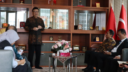 Menpan RB Tjahjo Kumolo Wafat karena Infeksi Paru