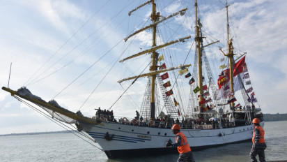 Kisah Mandi Khatulistiwa, Legenda Pelayaran di Tengah Muhibah Budaya Jalur Rempah Nusantara