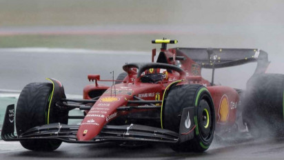 Carlos Sainz Klaim Kemenangan Perdana Dalam Karier di Grand Prix Inggris