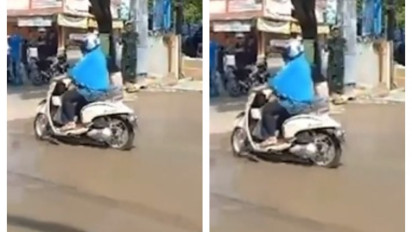 Viral! Video Aksi Seorang Emak-emak Santai Menerobos Jalan yang Sedang Dicor, Netizen: Emak-emak Dilawan