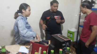 Duh! Berkedok Toko Peralatan Listrik, Ternyata Jual Miras