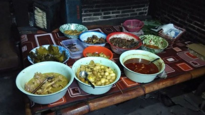 Menikmati Kuliner Tradisional Yogyakarta di Warung Sego Nggengeng Mbah Marto