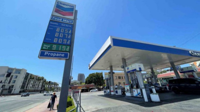 Minyak Naik Karena Pasokan Yang Ketat Kalahkan Kekhawatiran Resesi