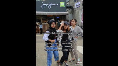 Ketika Remaja Pinggiran Jakarta Saling Adu Gaya dalam "Citayam Fashion Week" di Stasiun BNI 46 City Dukuh Atas