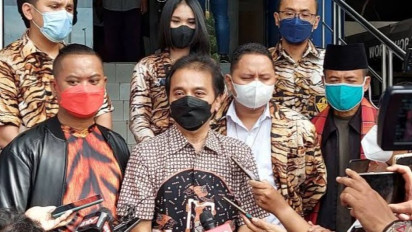 Kabar Terkini Kasus Meme Stupa Candi Borobudur Mirip Jokowi, Polda Metro Belum Sita Akun Twitter Roy Suryo: Yang Disita Ponsel Pelapor