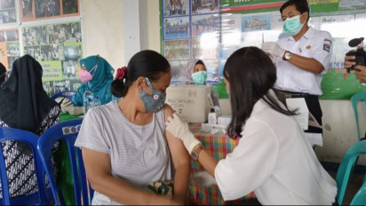 Kemenkes Ungkap Alasan Vaksin Booster Jadi Syarat Perjalanan: Kasus COVID-19 Melonjak